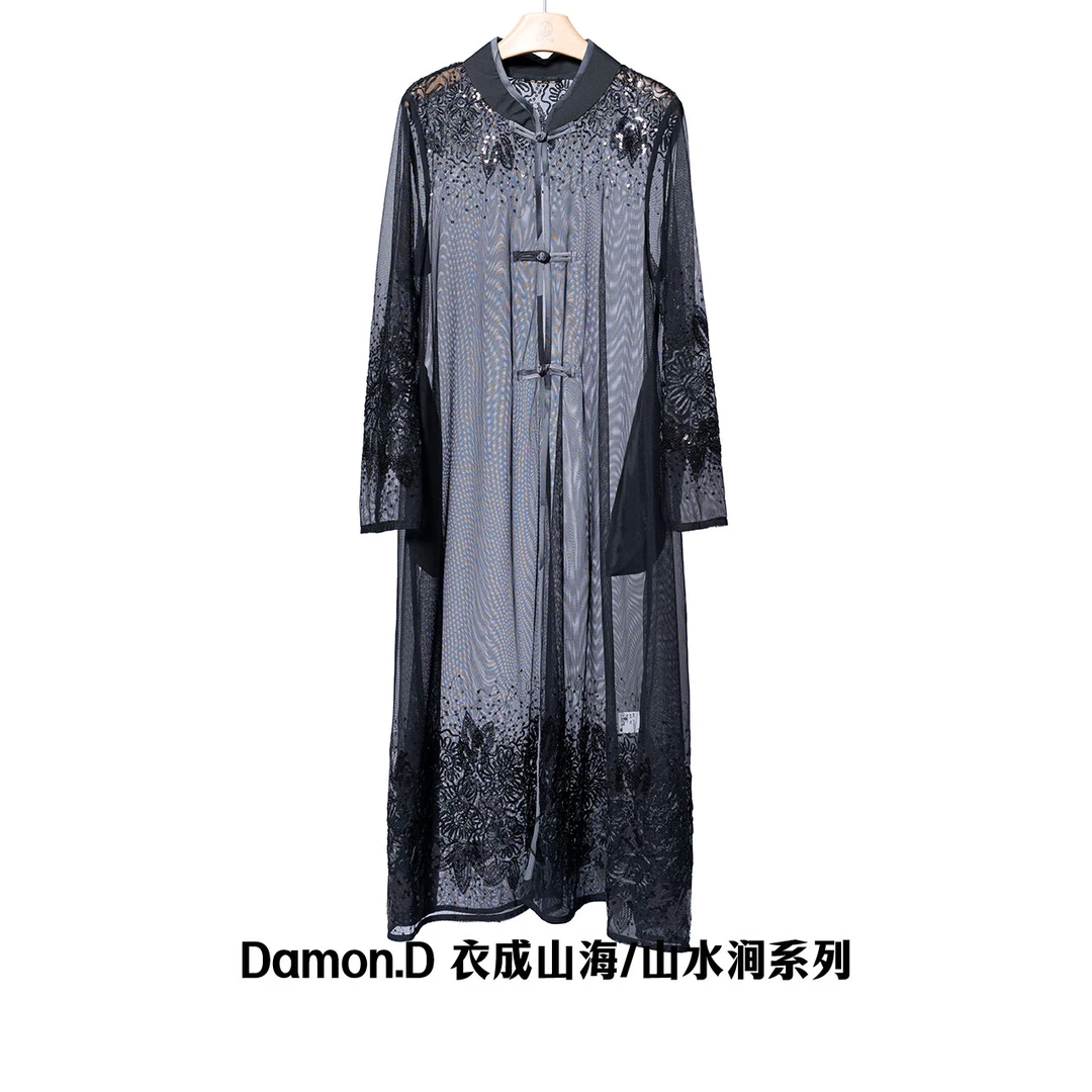 【大海轻奢】BF32652-1黑色镂空刺绣百搭气质宽松设计时尚外披