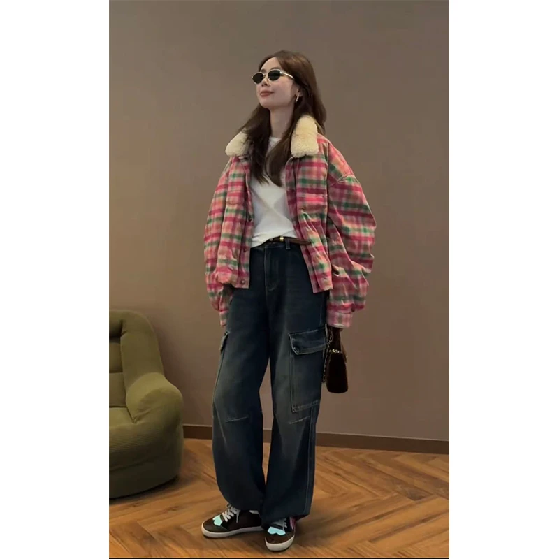 冬穿搭一整套2025新款韩版洋气翻领格纹宽松外套百搭牛仔裤两件套