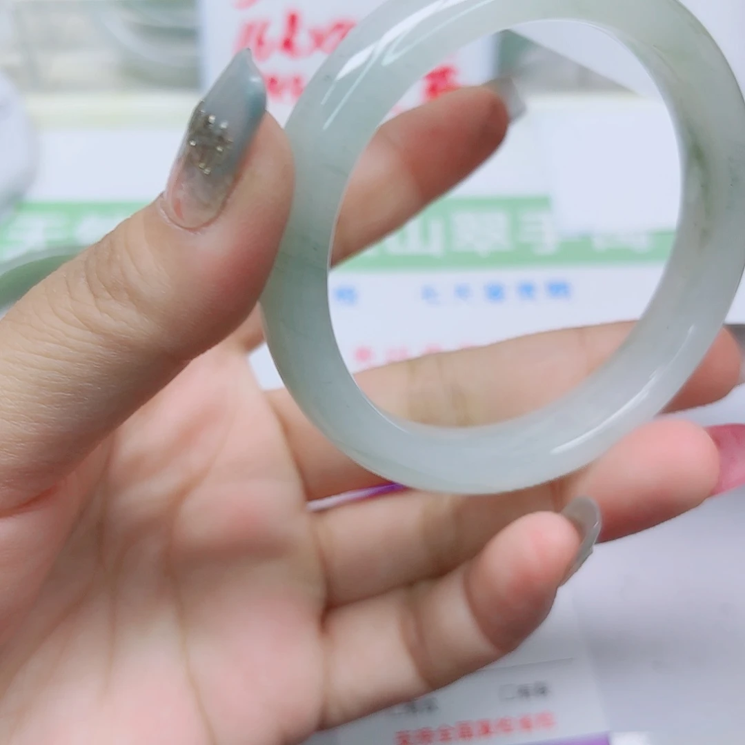 未镶嵌手镯石英质玉29/5758