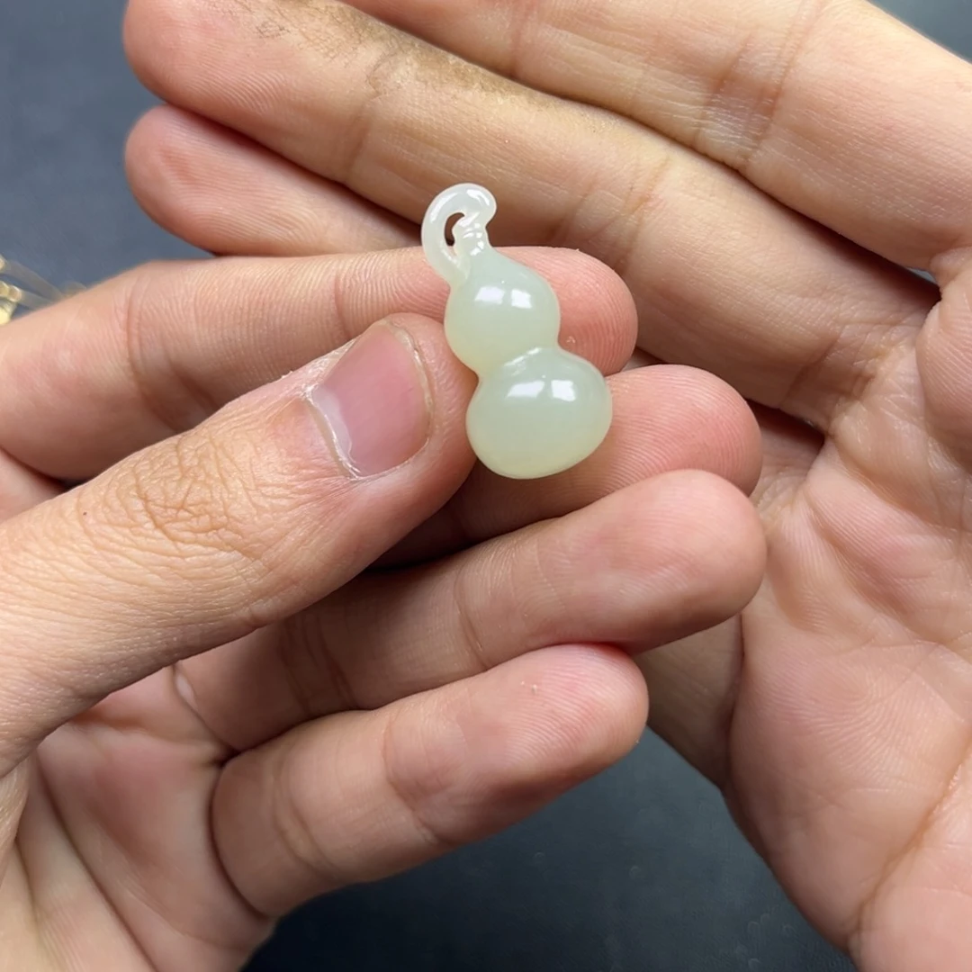 和田玉颈饰未镶嵌多样性手工葫芦