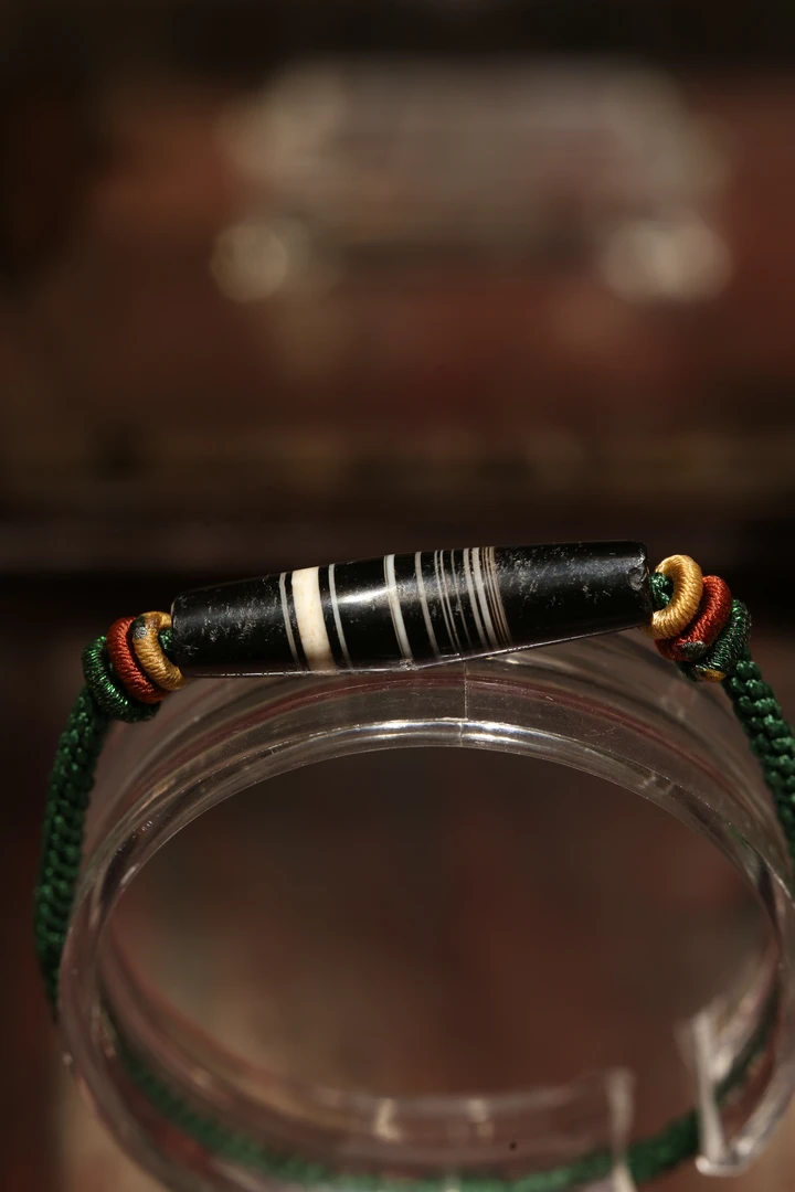 大年份黑白缠丝玛瑙管珠手串珠径33.6m