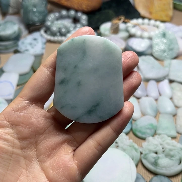 牛***哥定制翡翠未镶嵌A货