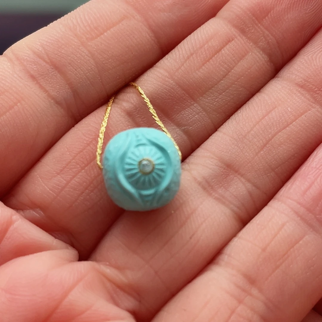 绿松石颈饰未镶嵌