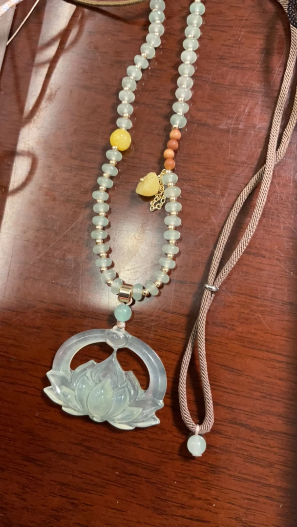 手工岫玉白冰扎基