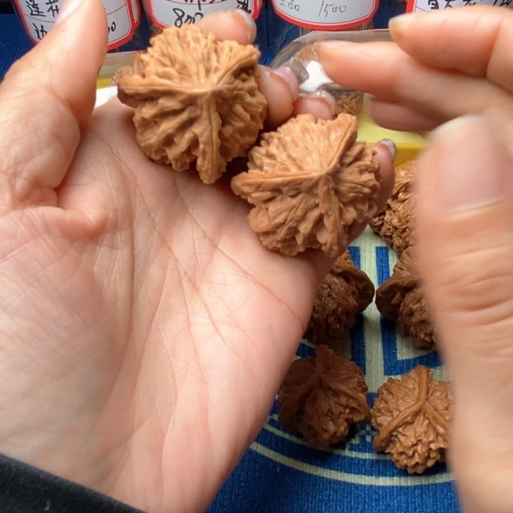 吊坠桃核三棱38全品