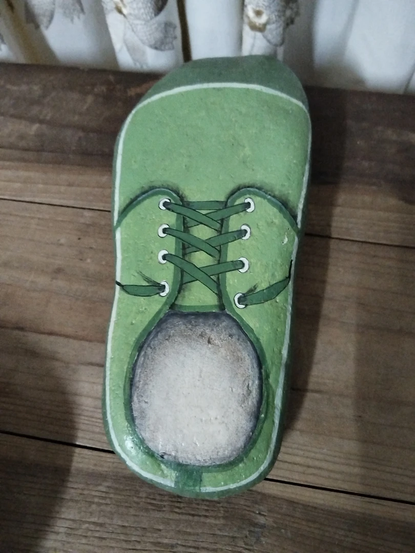 纯手绘石头画解放鞋