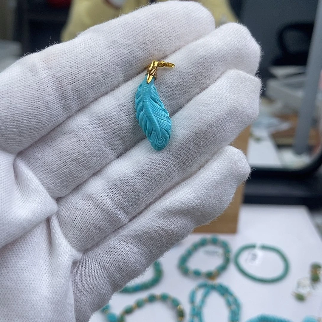 绿松石18K金镶嵌珠宝奇石