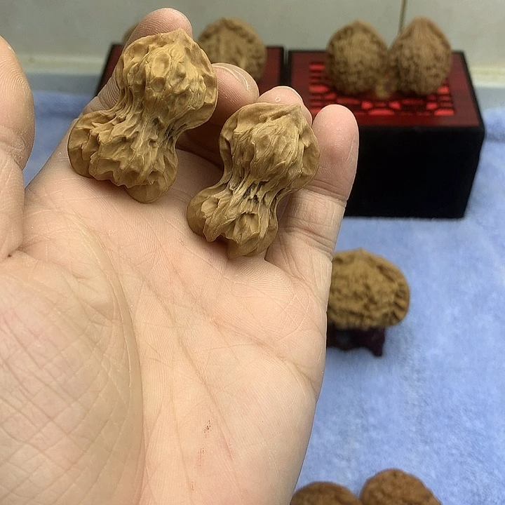 文玩核桃 26福禄有黄
