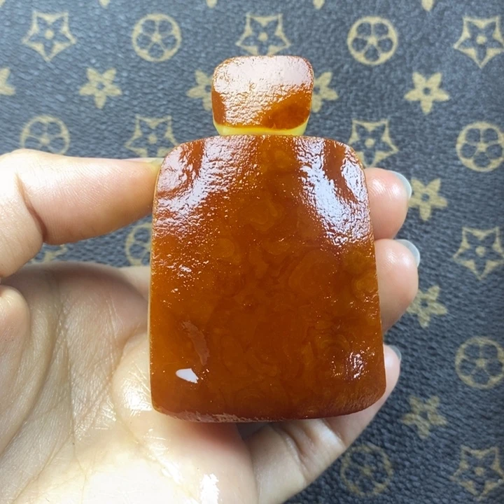 未镶嵌定制琥珀琥珀蜜蜡吊坠