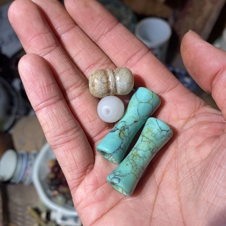 陈***室石材工艺品 珠子 四枚 摆件 微瑕
