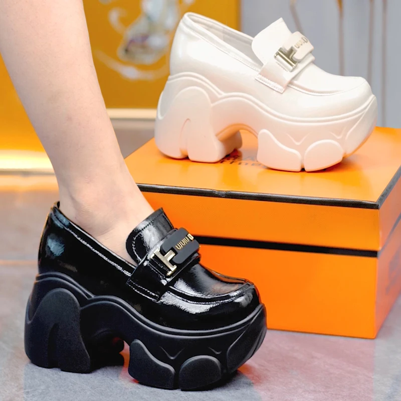 8cm小个子百搭厚底乐福鞋女2025秋季新款轻便百搭增高休闲小皮鞋