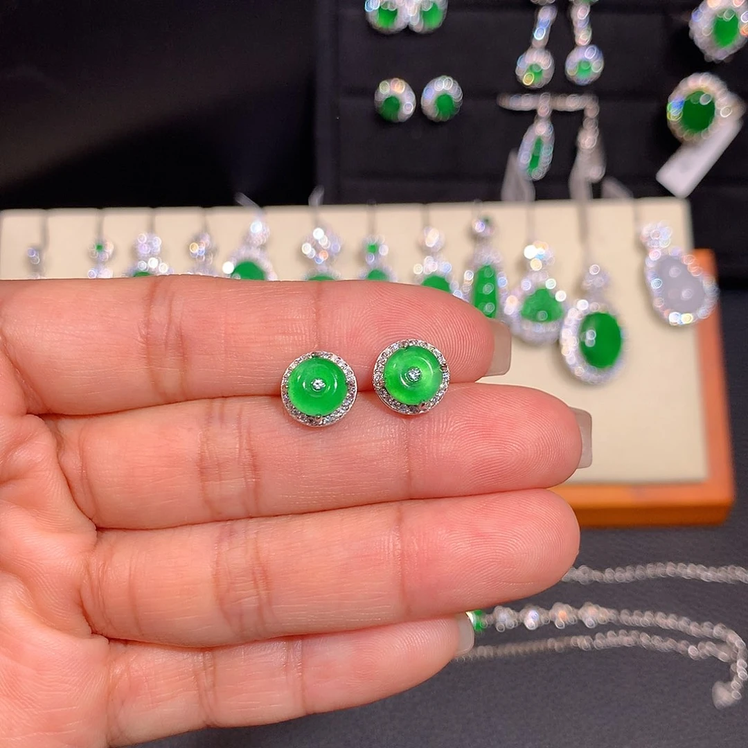翡翠耳饰银S925镶嵌多样性
