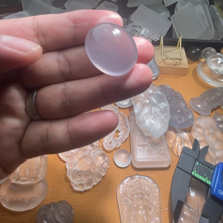 墨***彦颈饰未镶嵌石英质玉无