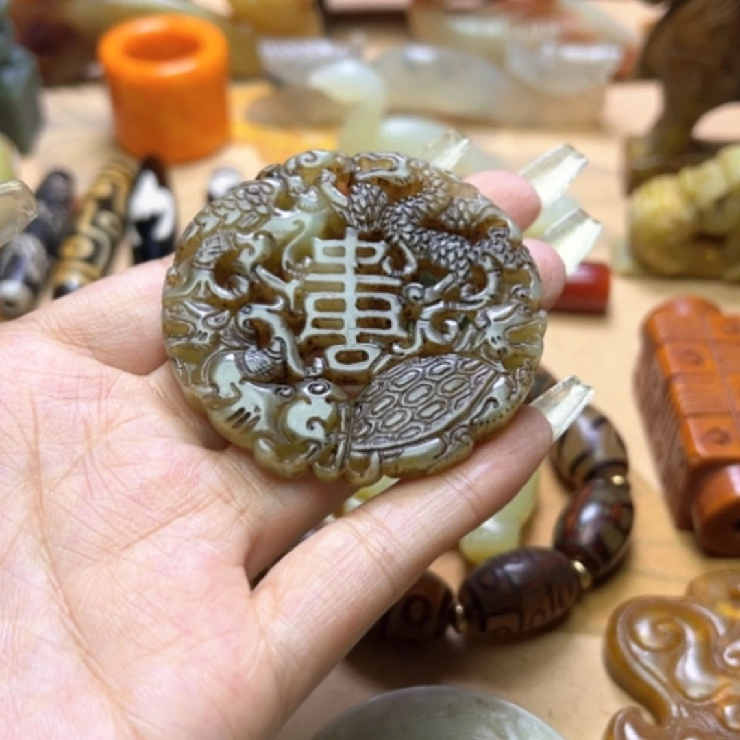 【闪购商品】蛇纹石玉颈饰未镶嵌