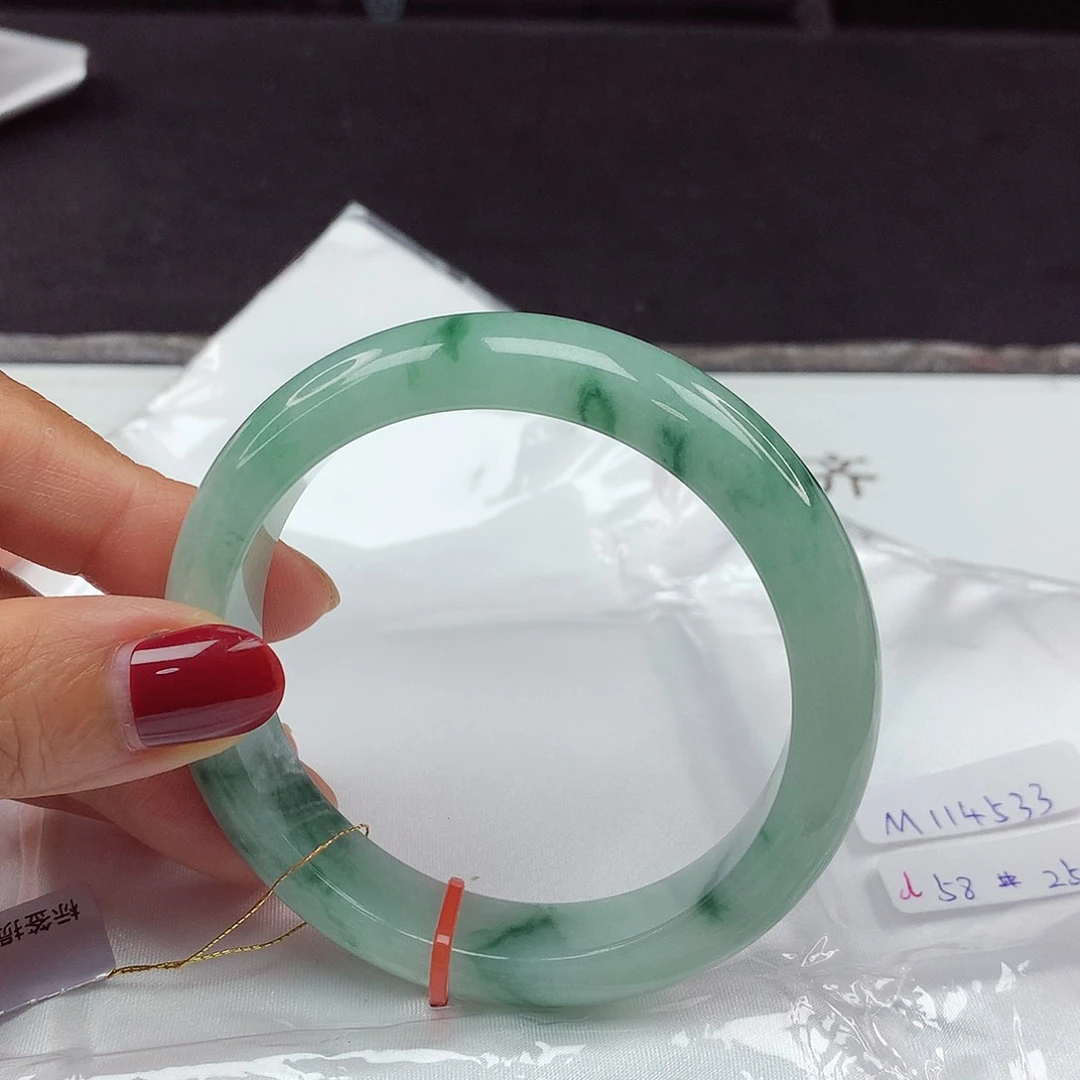 翡翠手镯未镶嵌58圈4533