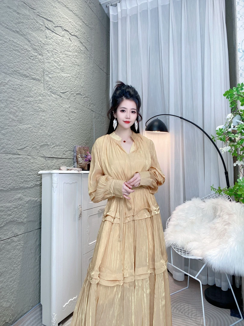 Bikamo/比卡陌2025早春新品气质纯色净版温柔风连衣裙长裙J6616黄