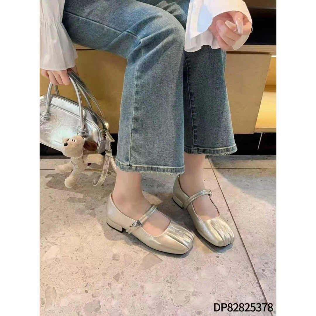 25378浅口褶皱玛丽珍妈妈单鞋
