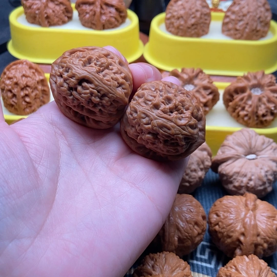 吊坠文玩核桃红锦鲤