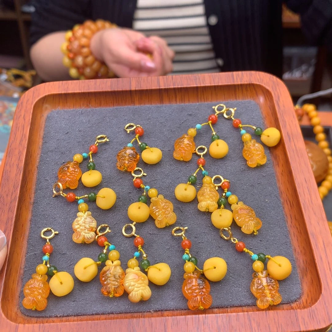 未镶嵌吊坠(不含链)蜜蜡多样性发一