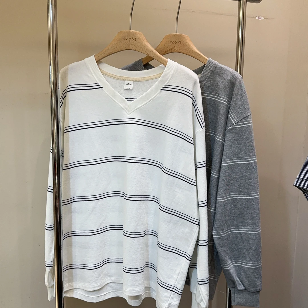 韩国东大门正品代购V领宽条纹T恤