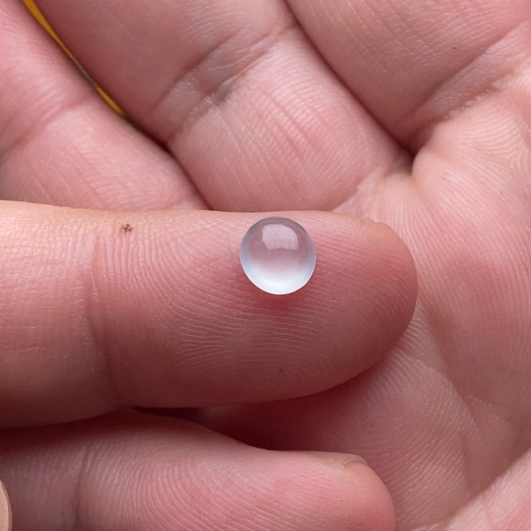 翡翠颈饰未镶嵌天然翡翠，小精品