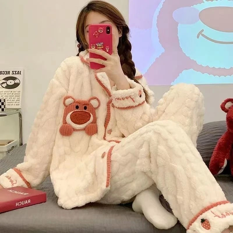 睡袍秋冬季2025新款珊瑚绒加厚加绒睡衣女法兰绒卡通草莓熊家居服