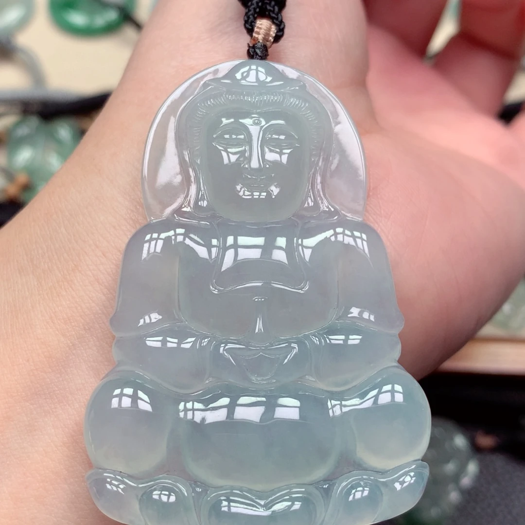 颈饰未镶嵌翡翠观音
