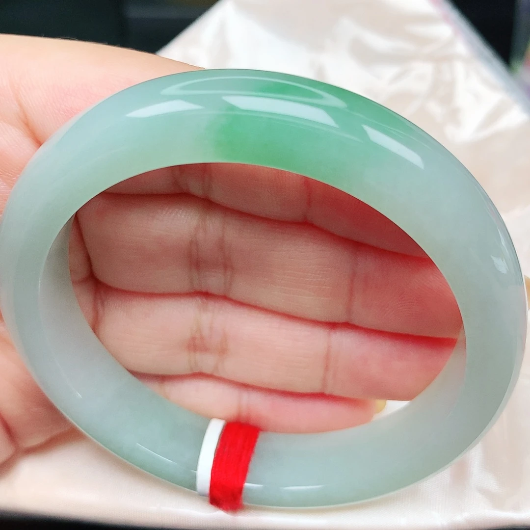 未镶嵌手镯翡翠31冰胶绿细腻