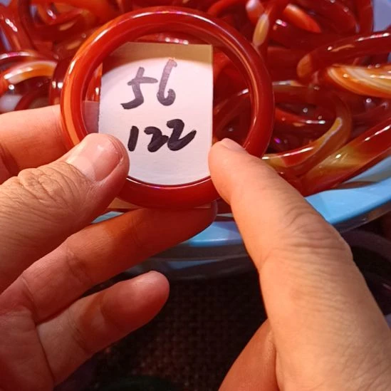 玛瑙/玉髓未镶嵌手镯