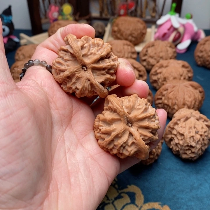 文玩核桃把件苹果园41