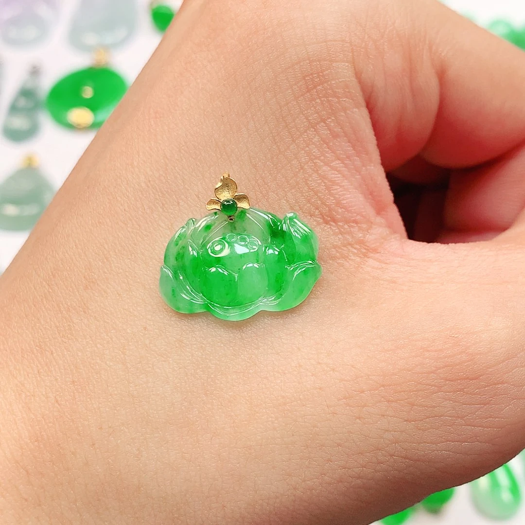 吊坠(不含链)18K金镶嵌翡翠