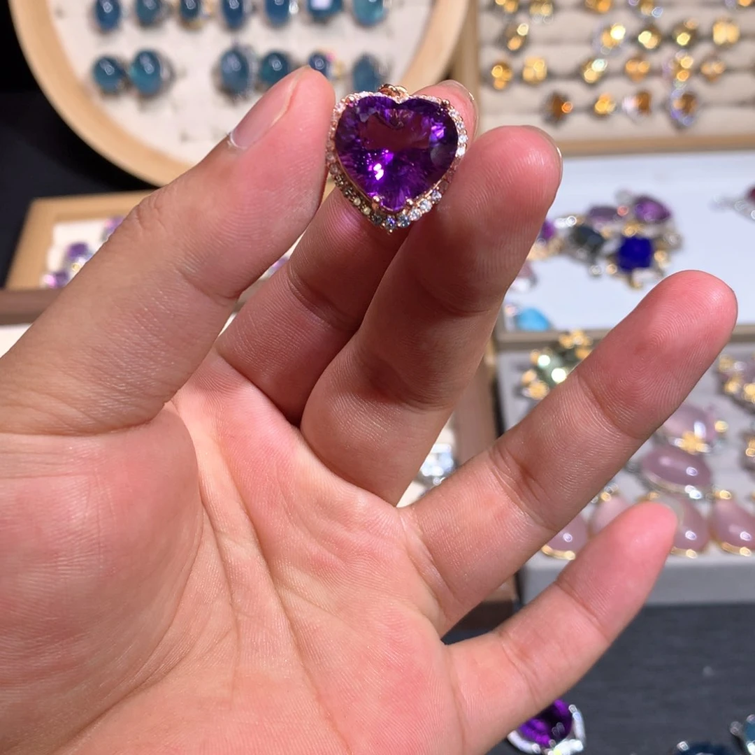 【闪购商品】水晶戒指银S925镶嵌大****人戒指