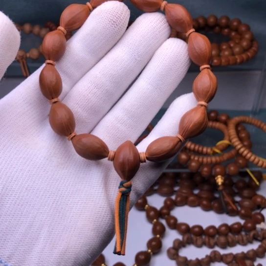 张***口橄榄核手串1.2/1.95野生