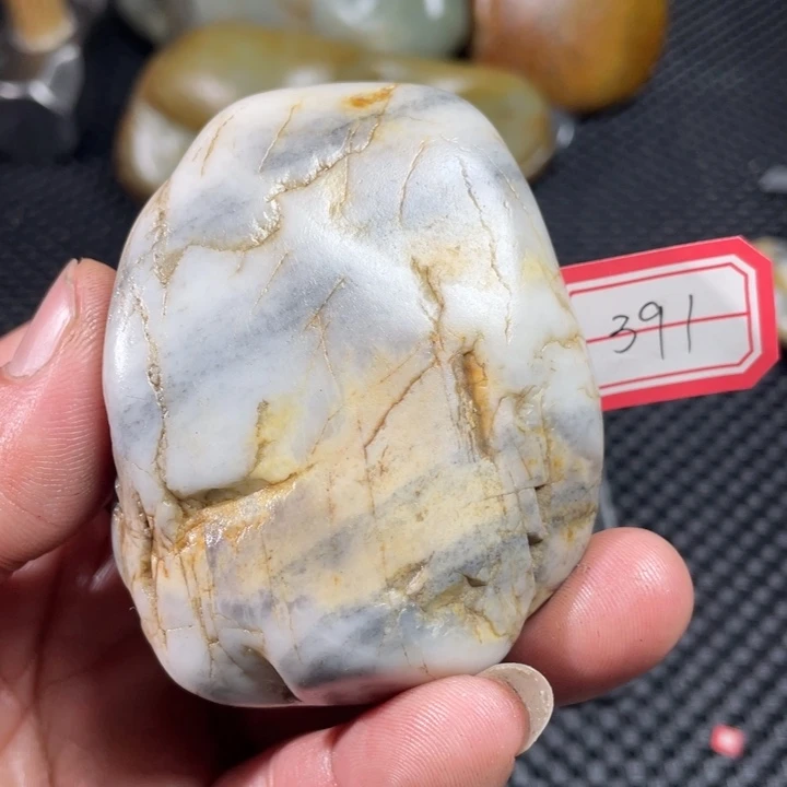 颈饰足铂镶嵌和田玉391