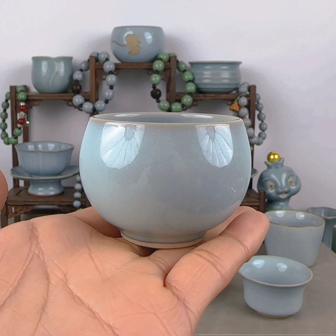 瓷片汝瓷圆融杯圈足烧天青釉