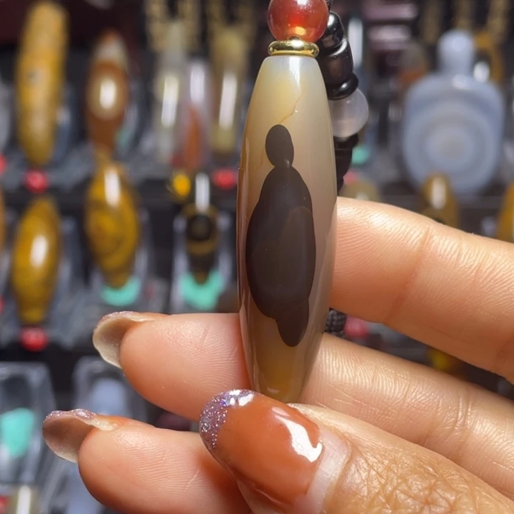 玛瑙/玉髓颈饰未镶嵌