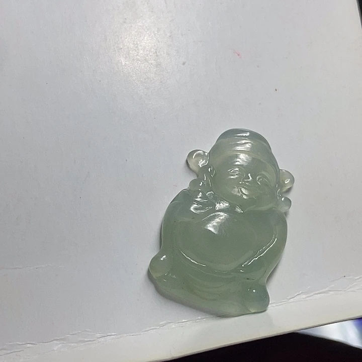 翡翠未镶嵌颈饰财神