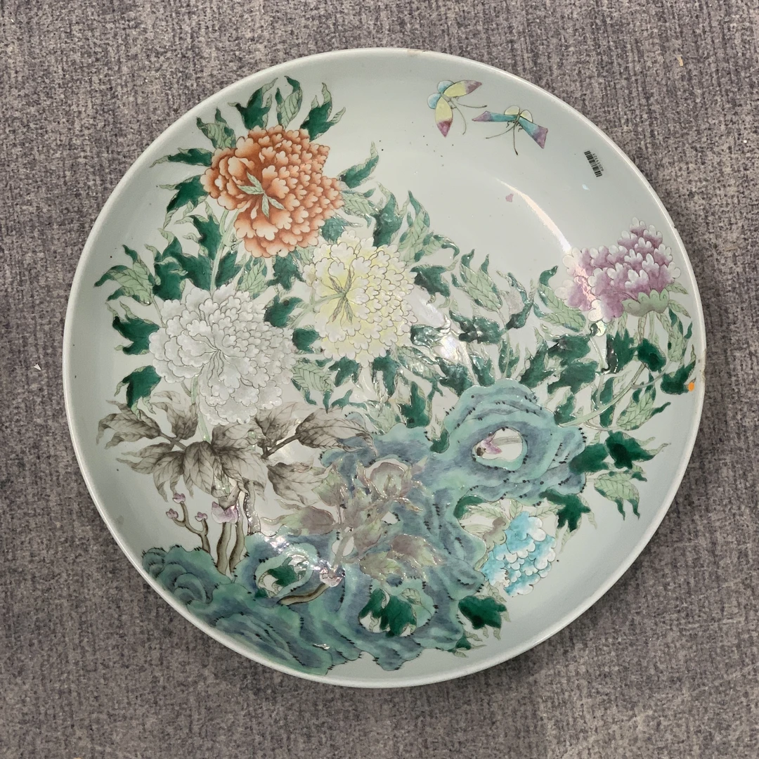 62511121*晚清粉彩洞石花卉纹大盘/瓷器六/江苏省文物总店/MM