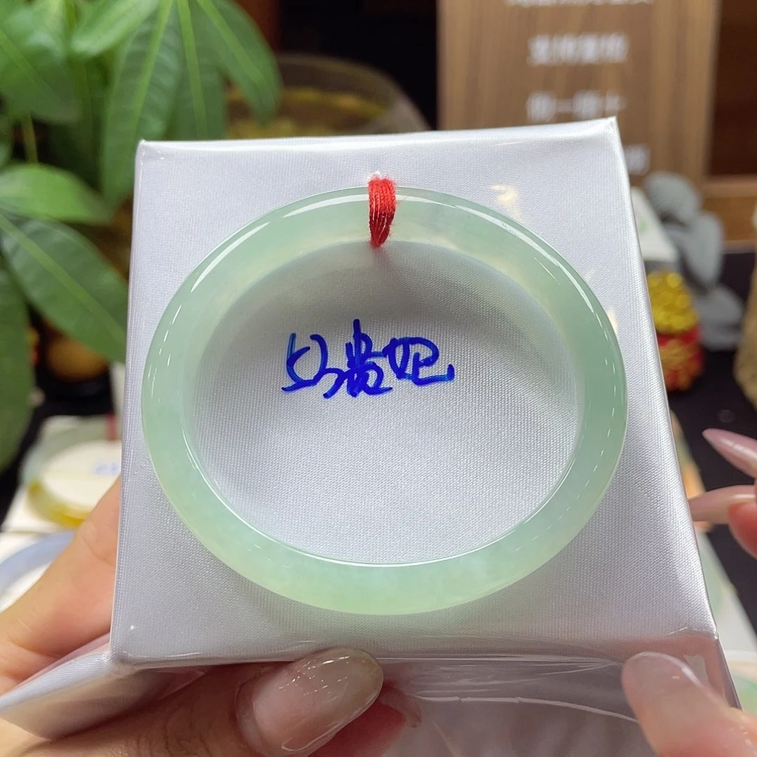 _***_翡翠手镯未镶嵌链接1