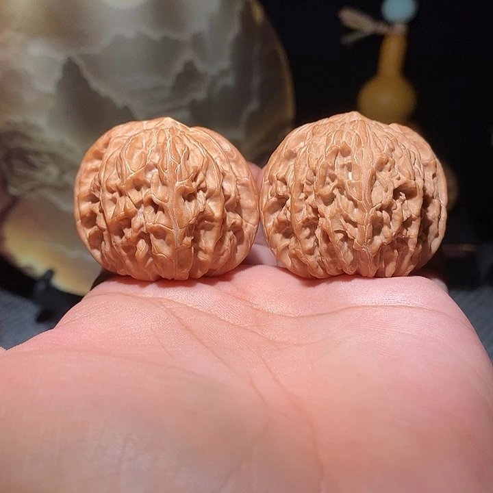 桃核把件41.9尺山地磨