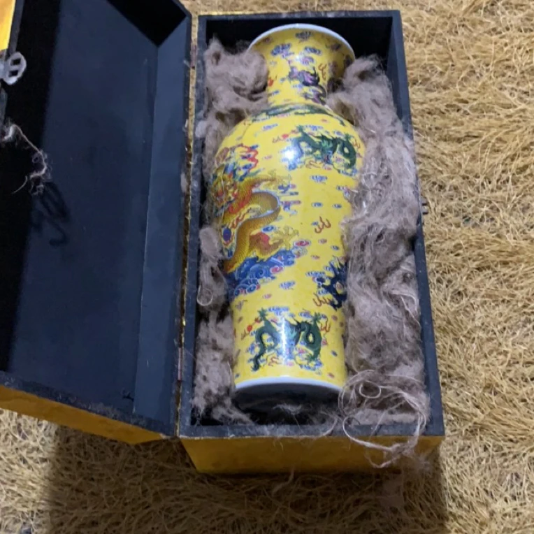【闪购链接】黄色龙纹单瓶