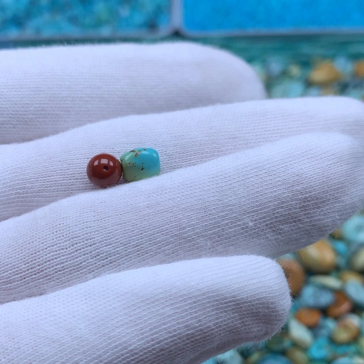 南红玛瑙未镶嵌珠宝奇石