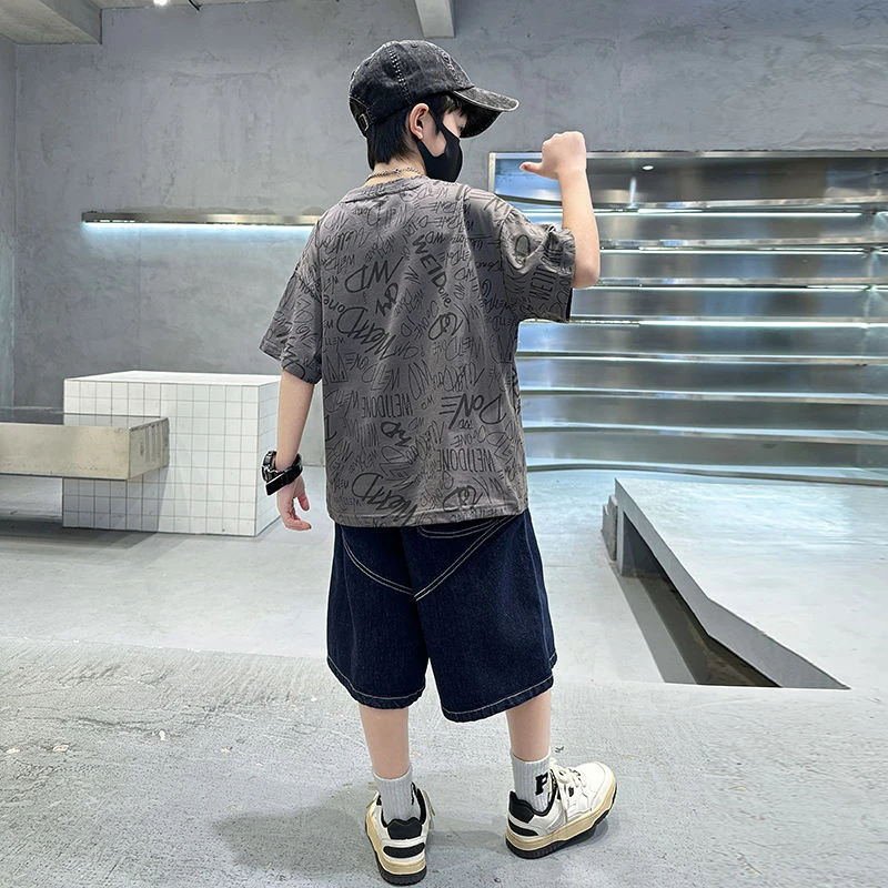 新款男童夏季短袖纯棉宽松字母印花潮休闲风格帅气圆领T恤儿童