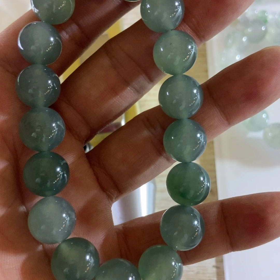 晓***r定制翡翠未镶嵌翡翠