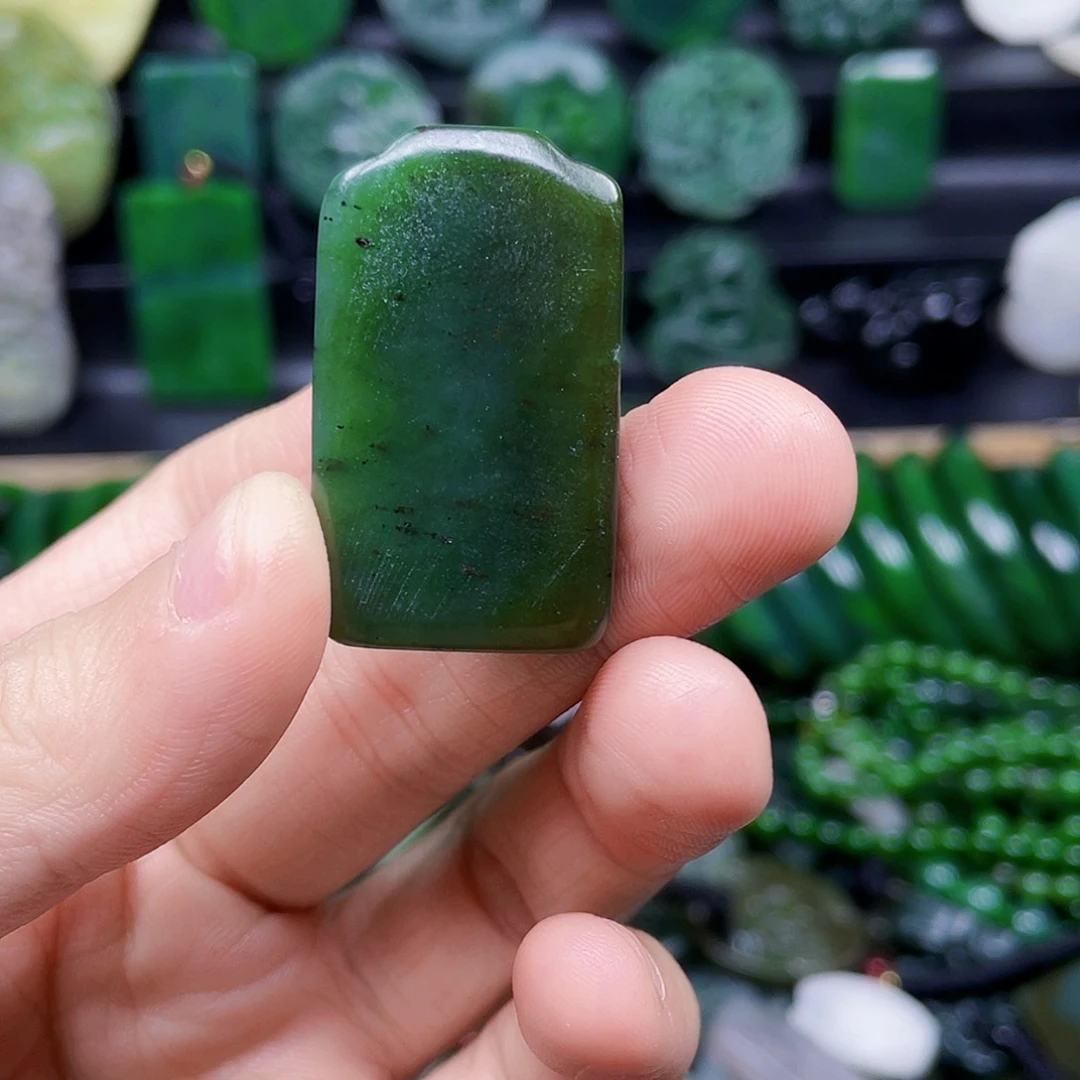 和田玉未镶嵌珠宝奇石