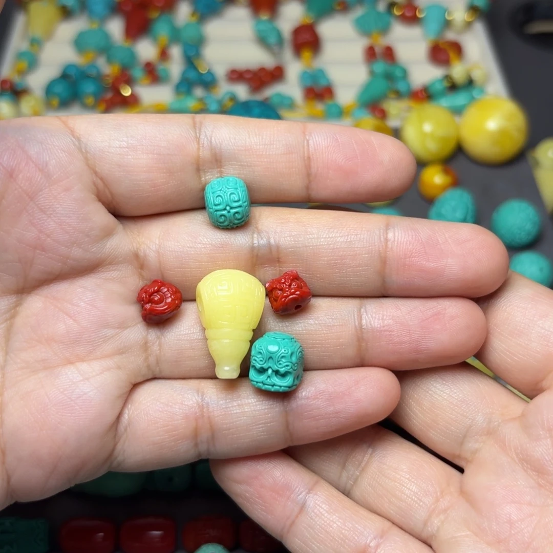 非金属顶10.腰红醒狮8.三通蜜雕刻一个，雕刻阿呆一个