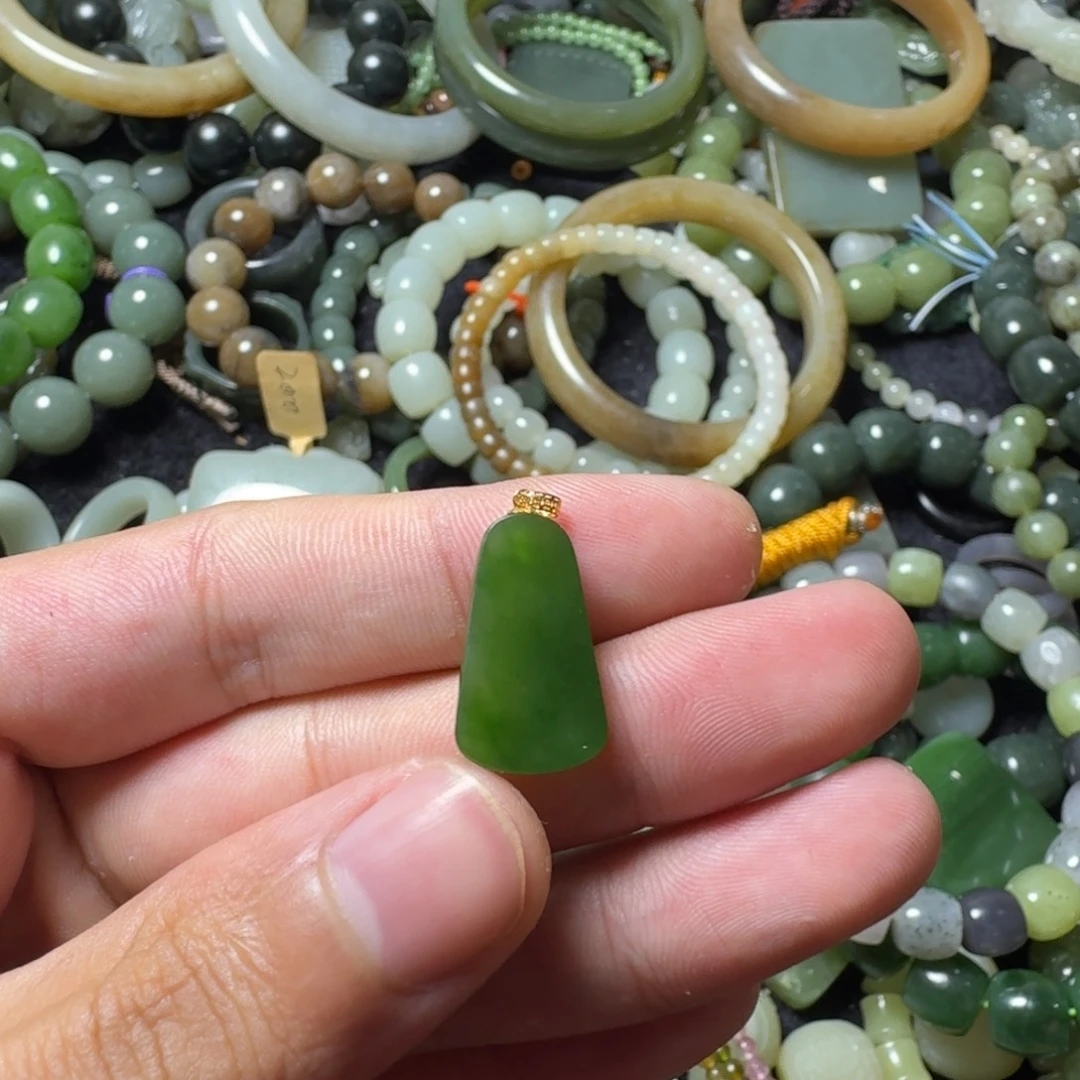 和田玉（碧玉）未镶嵌吊坠(不含链)