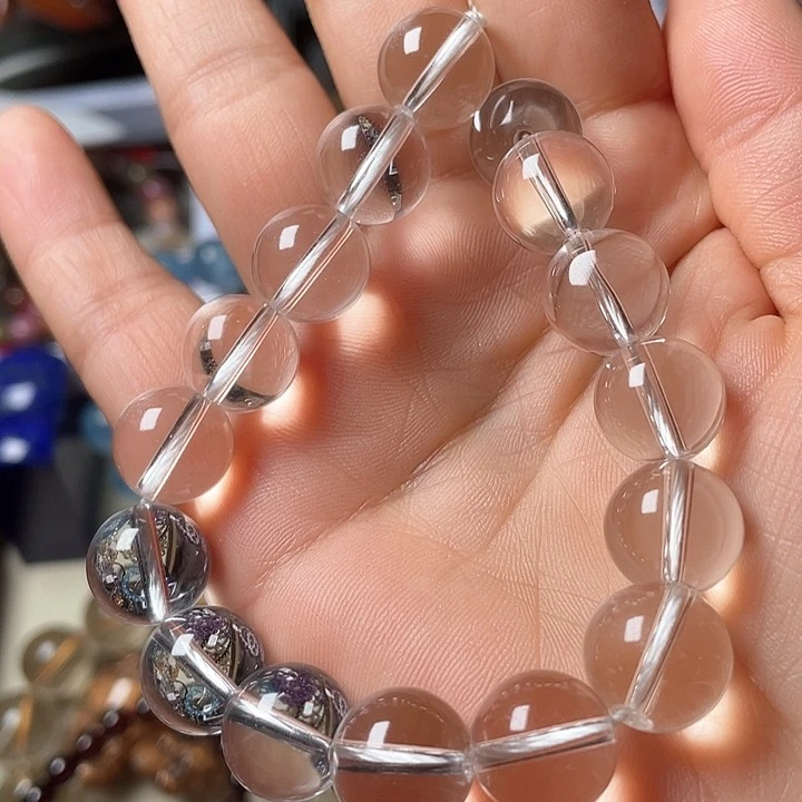 水晶手串未镶嵌白水晶13mm左右。默认微瑕