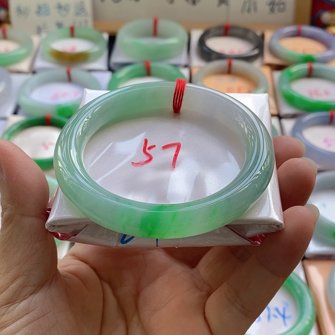 翡翠未镶嵌手镯6号