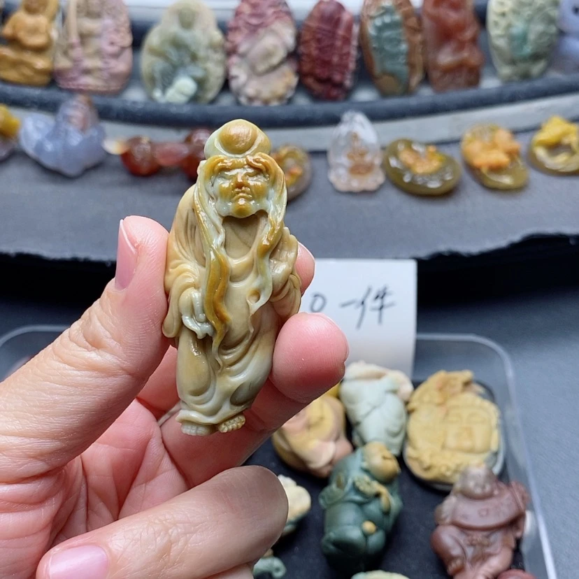 【闪购商品】定制石英质玉吊坠未镶嵌